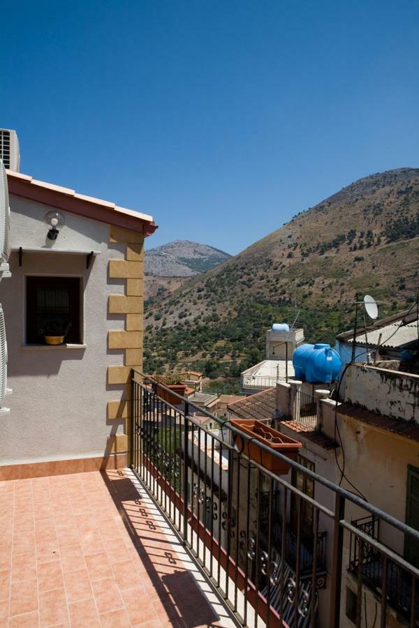 Case Vacanza Cipriano Spacious Apartment And Cosy Studio Monolocale Torretta  Exterior foto